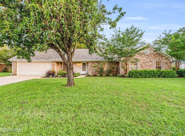 60 Amanda Drive, Columbus, MS 39702