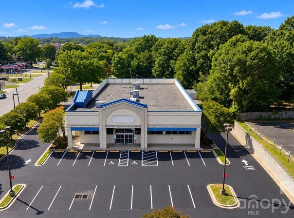 110 W Garrison Boulevard, Gastonia, NC 28052