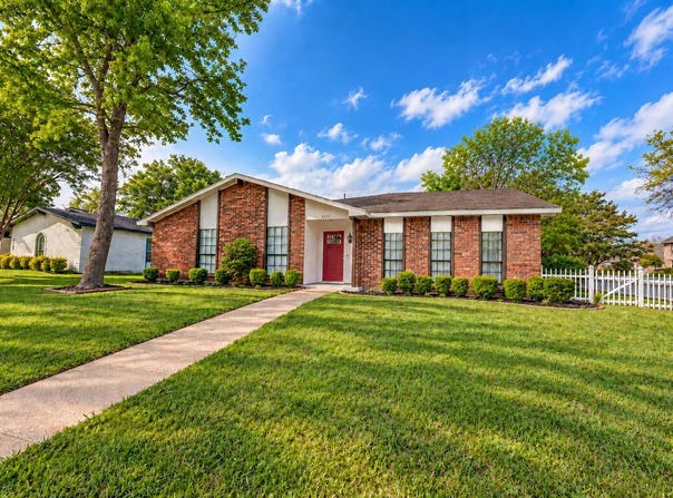 3113 Powell Drive, Rowlett, TX 75088