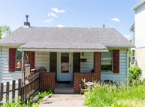 307 N 6th St, Clairton, PA 15025