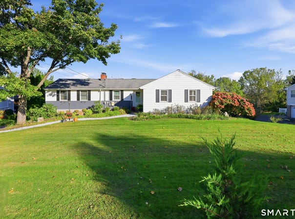 972 Ridgewood Road, Middletown, CT 06457