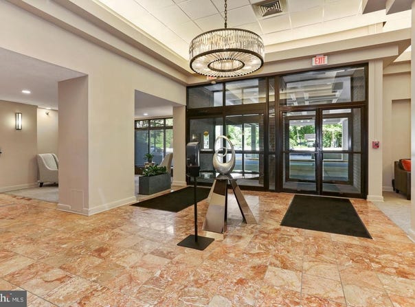 1808 OLD MEADOW Road, MCLEAN, VA 22102