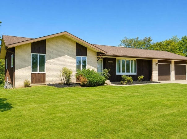 N1149 Brookside Dr, Shelby, WI 54601