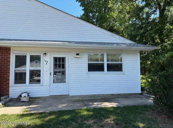 104 Hope Road, Whiting, NJ 08759