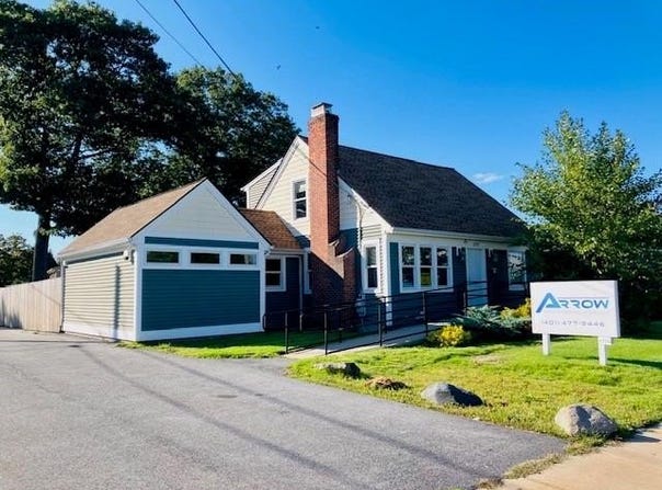 1329 Jefferson Boulevard, Warwick, RI 02886