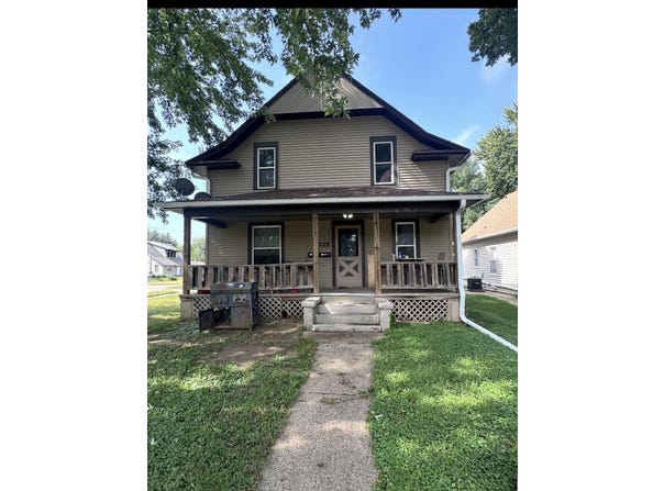 725 S Rustin, Sioux City, IA 51106
