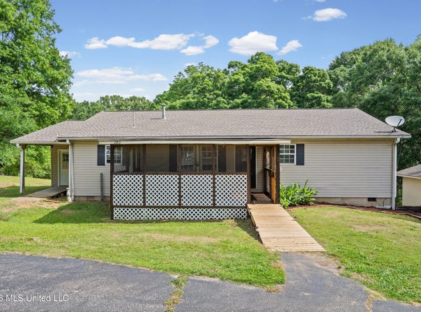 280 Thunderbird Drive, Hernando, MS 38632
