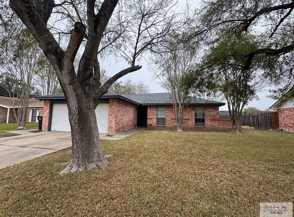 2018 ADRIAN DR, HARLINGEN, TX 78552