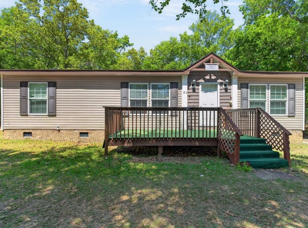 212 Cricket Road, Swansea, SC 29160