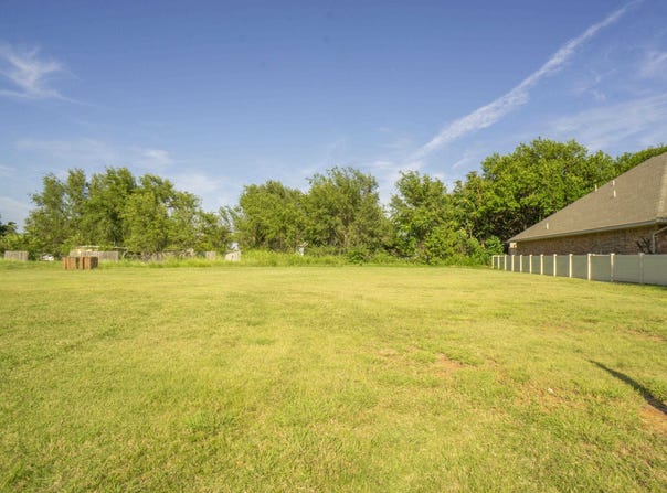 13 Brookhaven, Woodward, OK 73801