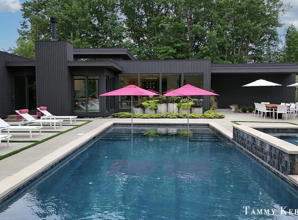 702 Golfview Drive, Douglas, MI 49406