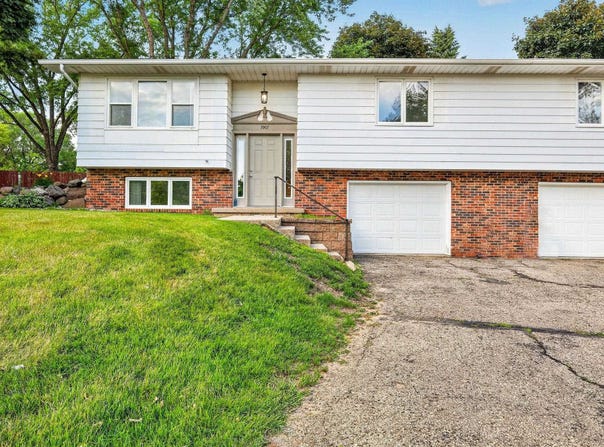 3907 Patrick Henry Way, Middleton, WI 53562