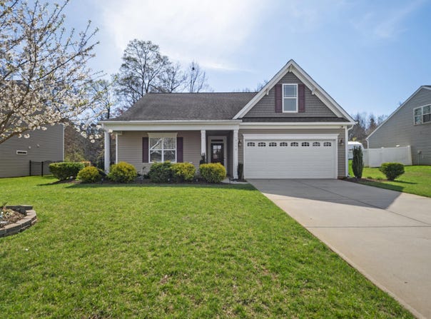 3159 Perrin Drive, Haw River, NC 27258