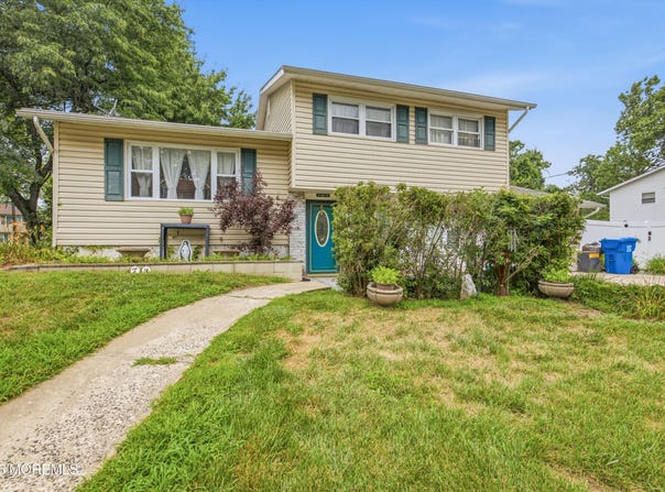 74 Citadel Drive, Jackson, NJ 08527
