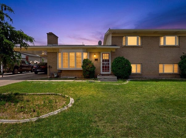 97 W PRINCETON Dr, Midvale, UT 84047
