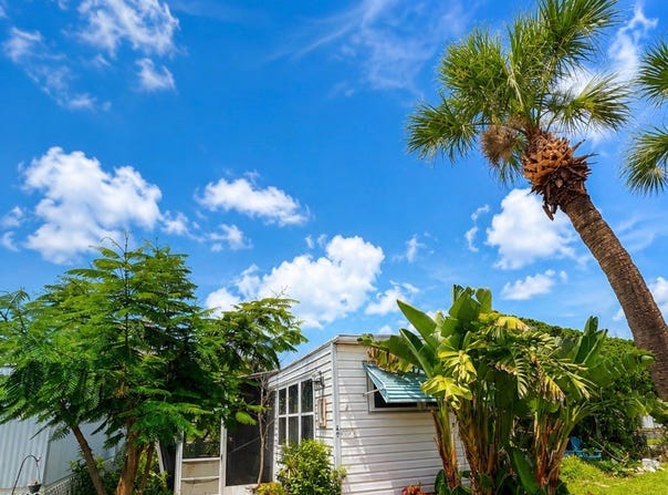 49 Rainbow Rd, Satellite Beach, FL 32937