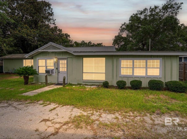 4855 Bay Circle, Orange Beach, AL 36561