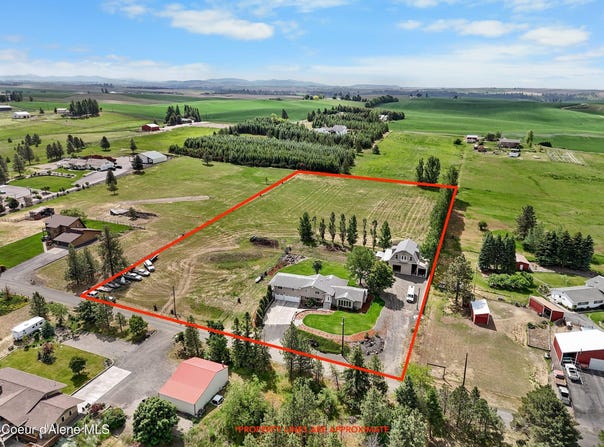 10916 E Rinear Rd, Valleyford, WA 99036