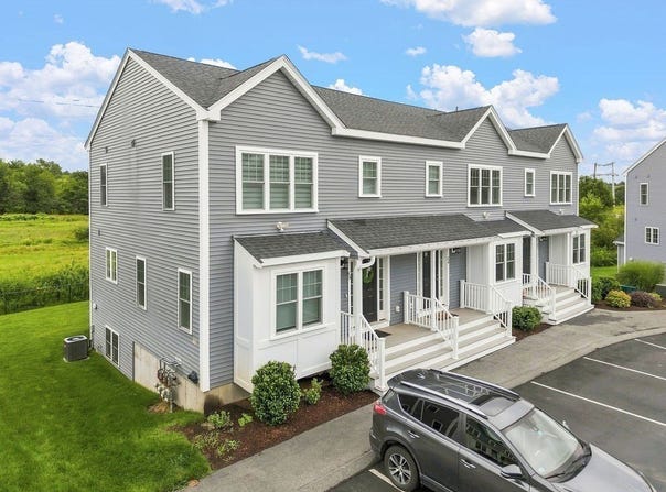 1005 Auburn St, Whitman, MA 02382