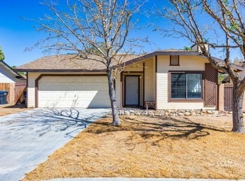 612 Gordon St, Ridgecrest, CA 93555