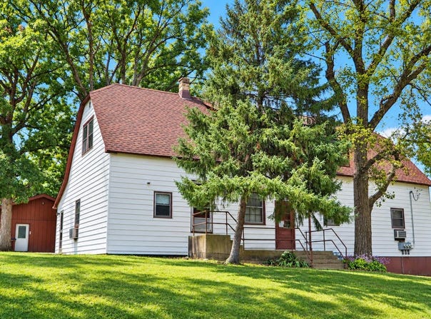 614 Maple Avenue, Willow Springs, IL 60480