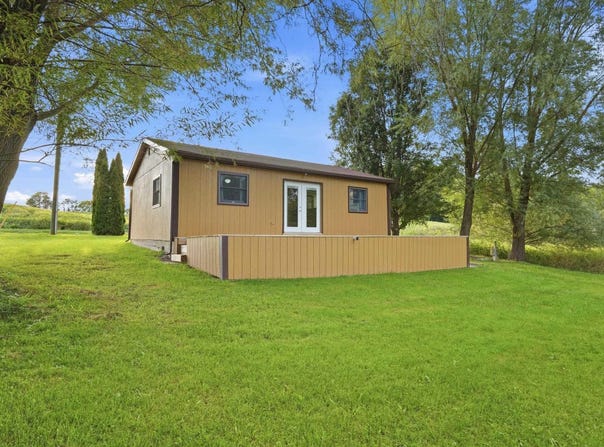 7105 S 1190 E, Hudson, IN 46747-9628