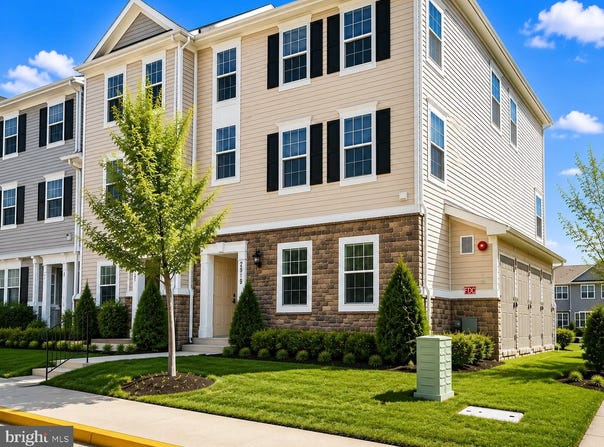 2919 GILDER Way, DUMFRIES, VA 22026