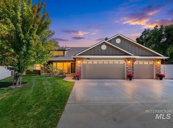 756 E Wild Lilac Ct, Kuna, ID 83634