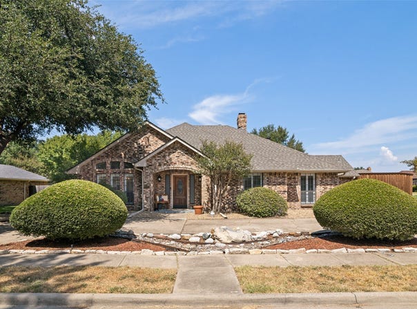2501 Radcliffe Drive, Rowlett, TX 75088