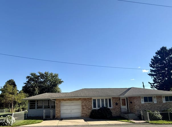 843 N Walnut Street, Luzerne, PA 18709