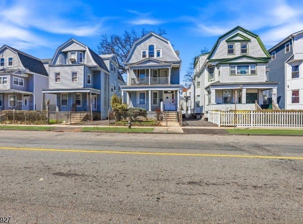243 S Clinton St, East Orange City, NJ 07018-2556