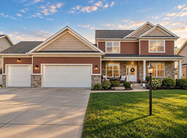3252 Badger, Valparaiso, IN 46383