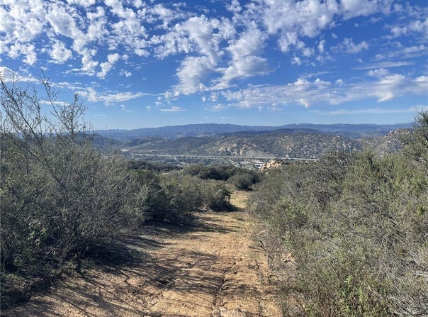 Rainbow Peaks, Fallbrook, CA 92028