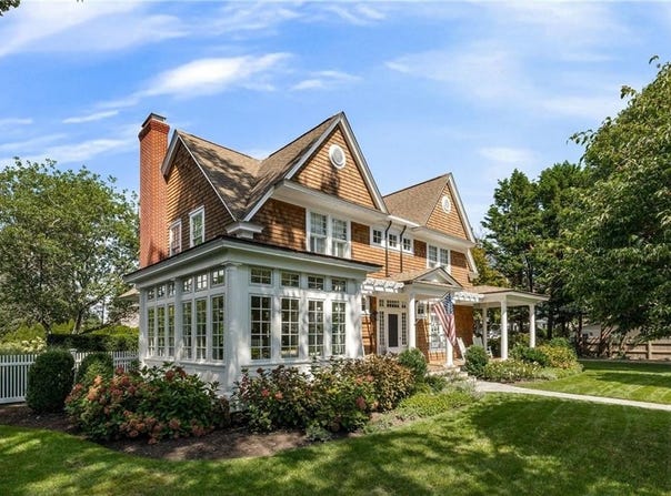 100 Longfellow Road, Jamestown, RI 02835