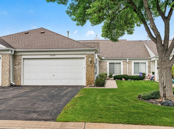 9254 Prairieview Trail N, Champlin, MN 55316