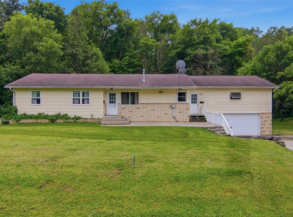 W7377 US Highway 10, Ellsworth, WI 54011