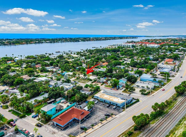 122 Euclid Boulevard, Lantana, FL 33462