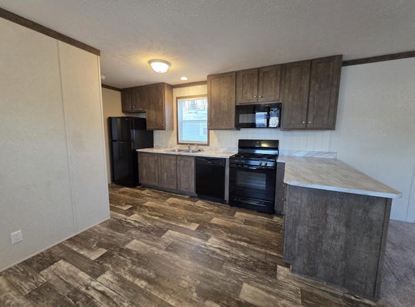 294 Cambridge, Dimondale, MI 48821