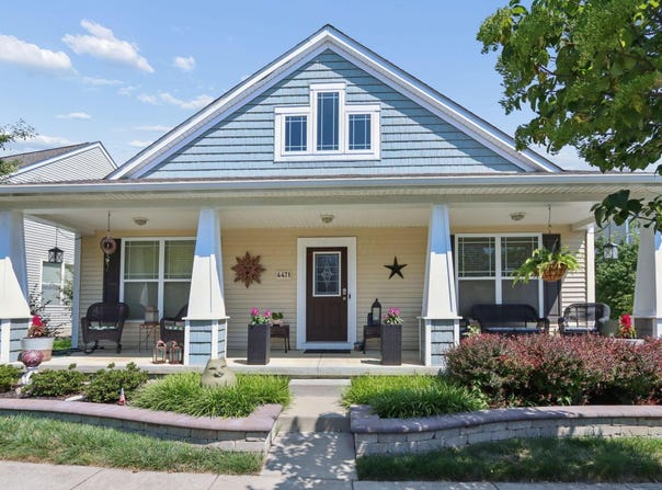 4471 Snowy Meadow Drive, Grove City, OH 43123