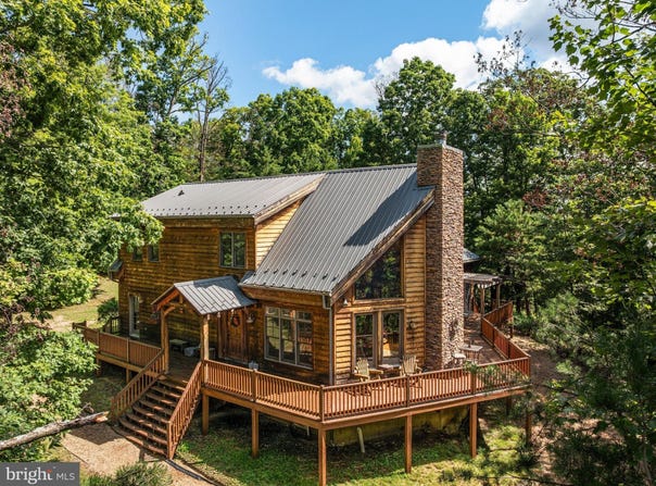 537 LOWER FLATS Drive, YELLOW SPRING, WV 26865