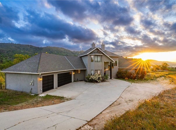 23161 Lakeview Drive, Tehachapi, CA 93561