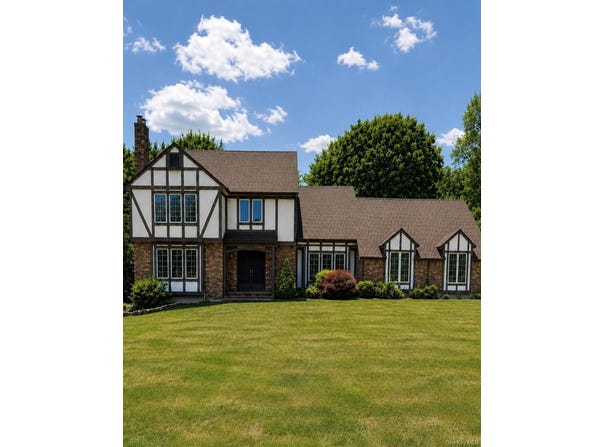 17 Allison Drive, Monroe, NY 10950