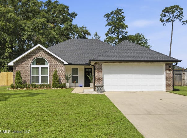 309 Woodcrest Drive, Long Beach, MS 39560