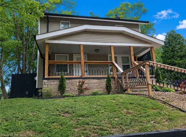 718 Easter Avenue, Akron, OH 44307