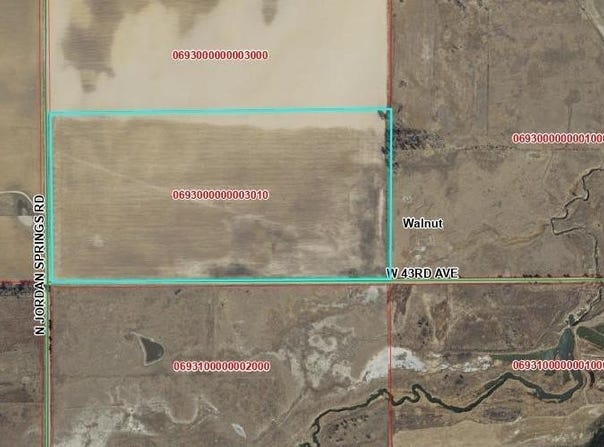 W 43rd Ave, Sterling, KS 67579