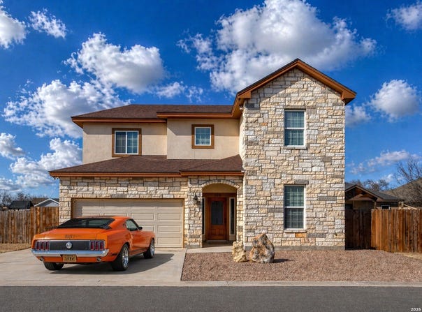 106 Sutton Pl., Uvalde, TX 78801
