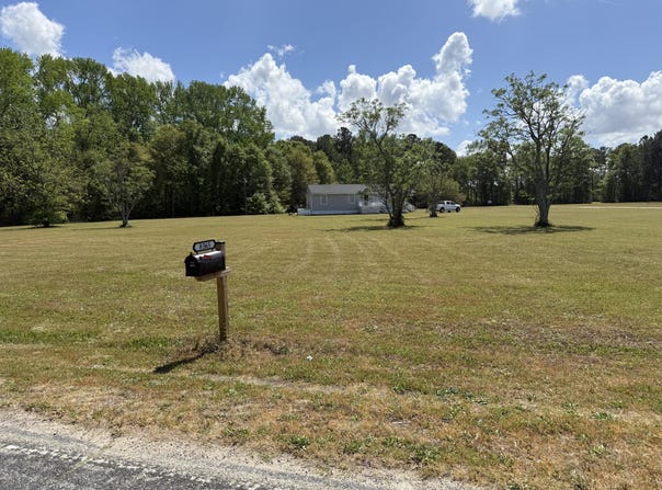 8365 Silver Road, Manning, SC 29102