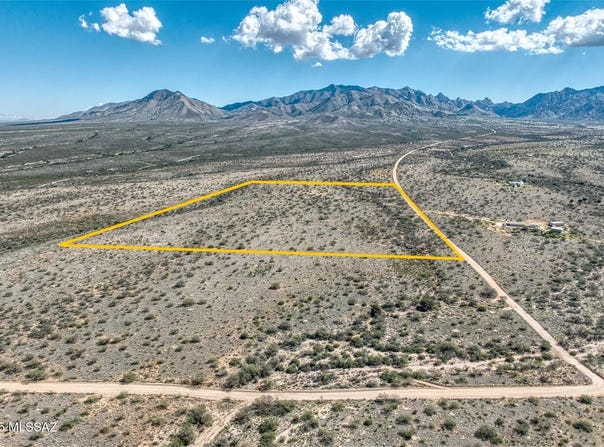 E Diamondback Road, St. David, AZ 85630
