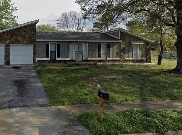 4180 RUNNINGBROOK Cir, Memphis, TN 38141