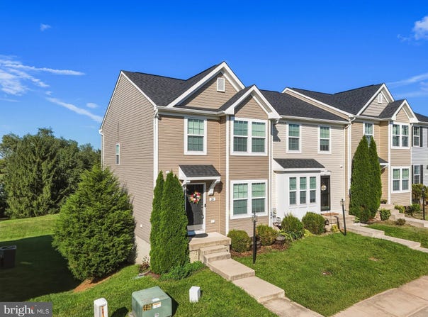 24 BRITANIA Court, MARTINSBURG, WV 25405